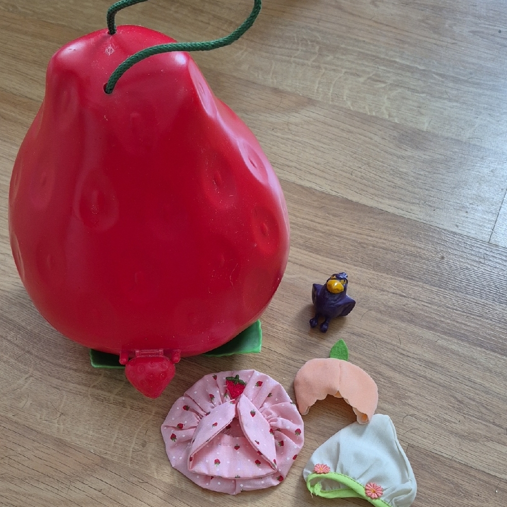 Red Strawberry-Themed Kids Toy Set